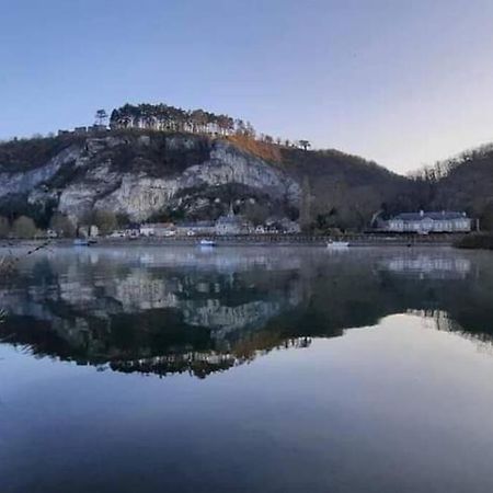 Maison bucolique à Anhée, vue Meuse et falaises Vila Exterior foto