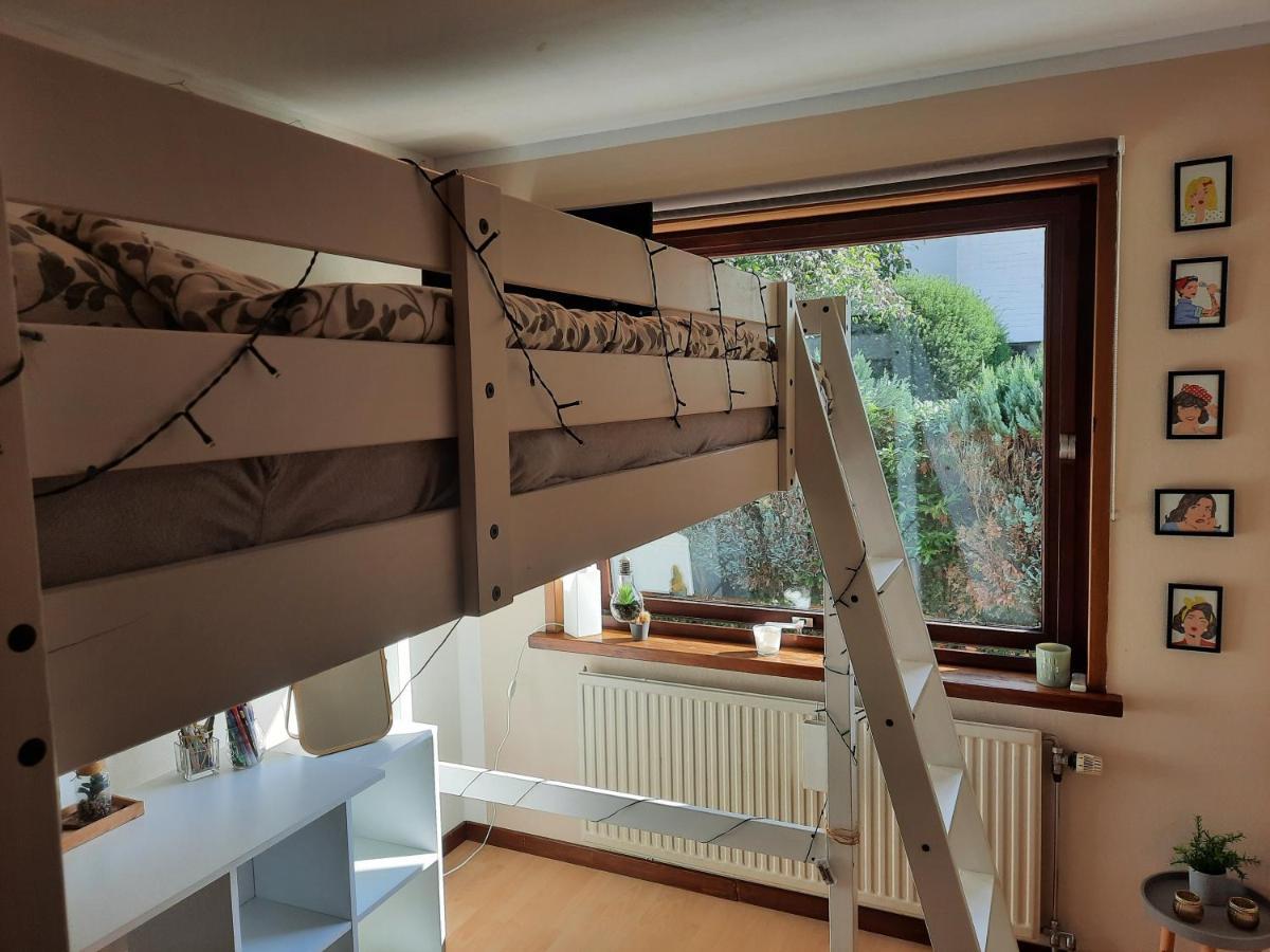 Maison bucolique à Anhée, vue Meuse et falaises Vila Exterior foto